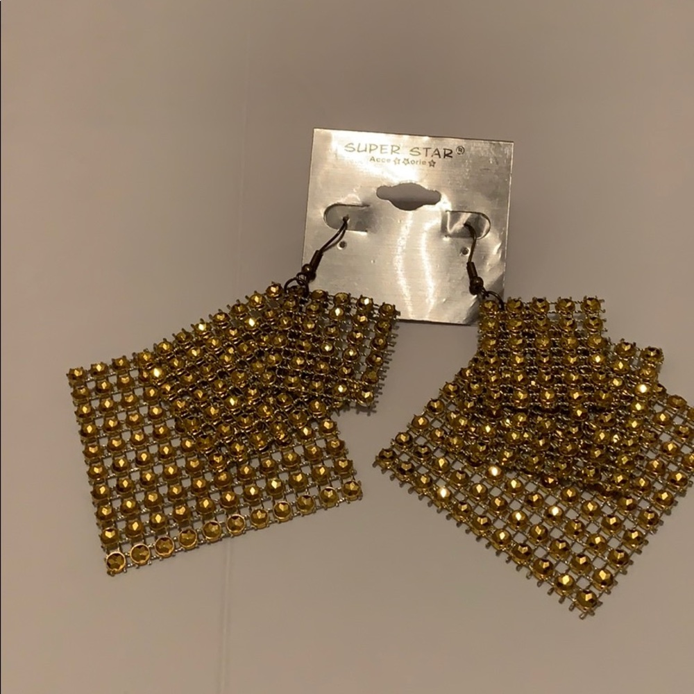 Super star gold dazzling earrings